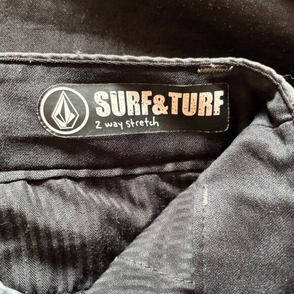 Volcom boy's Surf & Turf 2 way stretch board shorts gray sz 22/ 8 slim - Picture 2 of 9